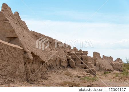 世界遺產Takamasa堡壘城堡新疆維吾爾自治區中國 世界遺產Takamasa堡壘城堡新疆維吾爾自治區中國 35304137