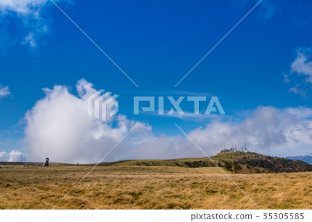 Morning at the Migahara Plateau Radio Tower and King Keto hotel Vast Plateau Beautiful Tower 35305585