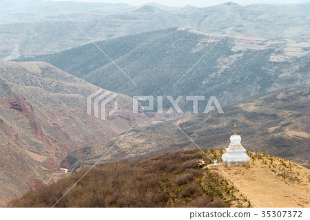 Taukzell（達賴喇嘛十四的故鄉）青海省海東市，中國 35307372