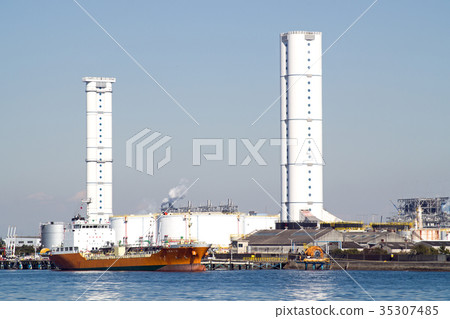 名古屋港的火力發電廠 名古屋港的火力發電廠 35307485