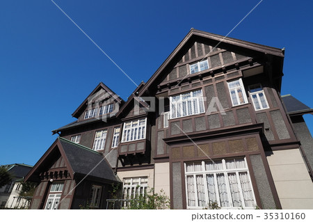 Former Moji Mitsui Club (country designated important cultural property) 35310160