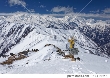 來自北阿爾卑斯山的Ashy Tateyama和Mt. Soakake,Ashigatake山 來自北阿爾卑斯山的Ashy Tateyama和Mt. Soakake,Ashigatake山 35314946