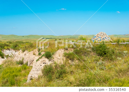World Heritage Former King of Kyoto (Xanadu) China, Inner Mongolia Autonomous Region Xilingol World Heritage Former King of Kyoto (Xanadu) China, Inner Mongolia Autonomous Region Xilingol 35316540