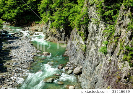 Akiyamago Nakatsukawa Valley 35316689
