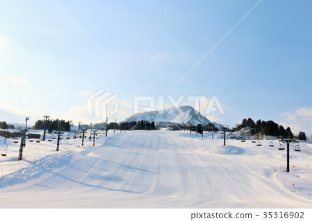 藍天滑雪區域 35316902