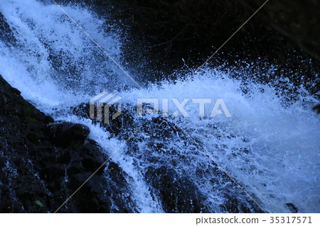 Kosaka Nanadaki (Akita Prefecture) 35317571