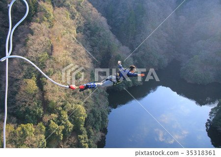 Japan's No. 1 Bungee Jump Dragon Bridge 35318361