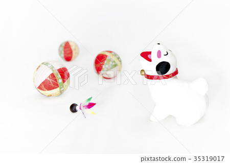 新年圖像生肖麻i雕像，手筷子，羽毛 35319017