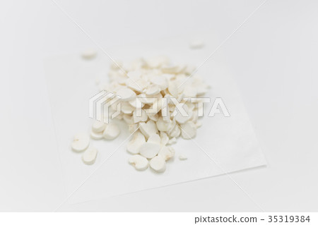 Traditional Chinese medicine Traditional Chinese medicine 35319384