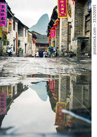 Huangyao ancient Chinese city  35320095
