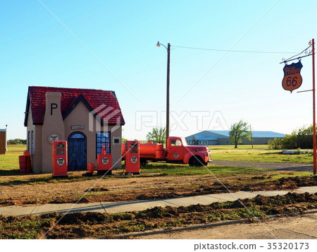 Points of Interest Route 66 of the State of Philips Phillips No. 1 Store 35320173