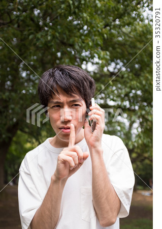 通過電話製作秘密故事的人 35320791