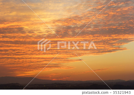 Majestic autumn scale cloud 11 35321943