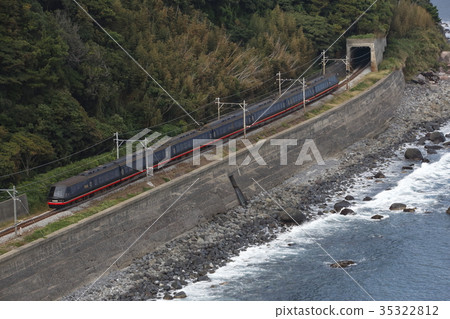 Kurofune train going along the coast Kurofune train going along the coast 35322812