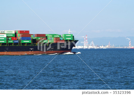 去伊勢灣的貨船 35323396