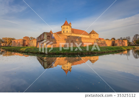 Fagaras Fortress, Transylvania, Romania Fagaras Fortress, Transylvania, Romania 35325112