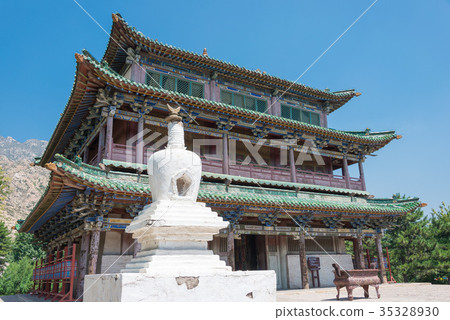 藏傳佛教寺廟Biei Shuang包頭市,內蒙古,中國 藏傳佛教寺廟Biei Shuang包頭市,內蒙古,中國 35328930