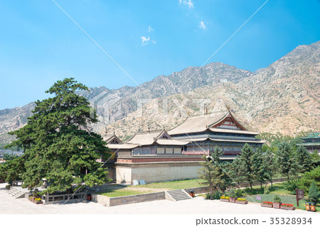 Tibetan Buddhist temple Biei Shuang Baotou City, Inner Mongolia, China Tibetan Buddhist temple Biei Shuang Baotou City, Inner Mongolia, China 35328934