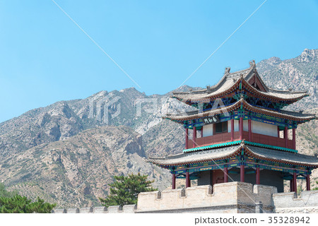 藏傳佛教寺廟Biei Shuang包頭市,內蒙古,中國 藏傳佛教寺廟Biei Shuang包頭市,內蒙古,中國 35328942