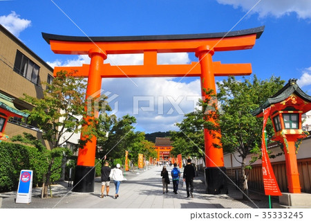 Fushimi Inari Taisha Daiichi Torii Fushimi Inari Taisha Daiichi Torii 35333245