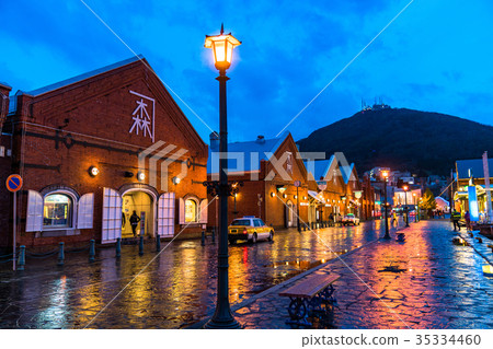 "Hokkaido" Hakodate night view, red brick warehouse 35334460