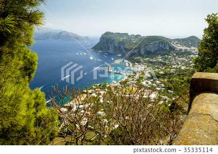 Panorama of Capri island, Italy 35335114
