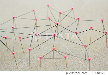 Simulate network structure from thread and pins Simulate network structure from thread and pins 35338422