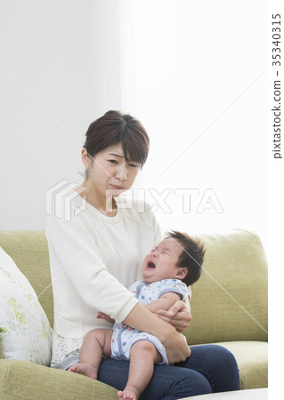寶寶和媽媽 35340315