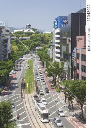 Kumamoto City Tramway 9705A-B ordinance designated city enlightenment train and Kumamoto Castle Kumamoto City Tramway 9705A-B ordinance designated city enlightenment train and Kumamoto Castle 35342022
