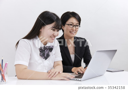 Examiner Tutor Woman Examiner Tutor Woman 35342158