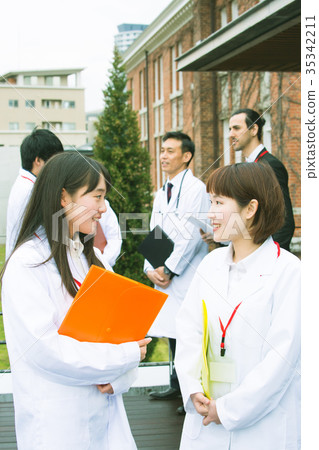 Medical university 35342211