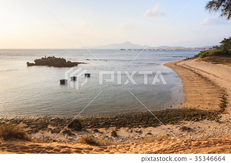 My Hiep beach in sunset, Ninh Thuan, Vietnam My Hiep beach in sunset, Ninh Thuan, Vietnam 35346664