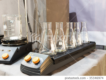 empty Glassware on magnetic stirrer and heater 35346974