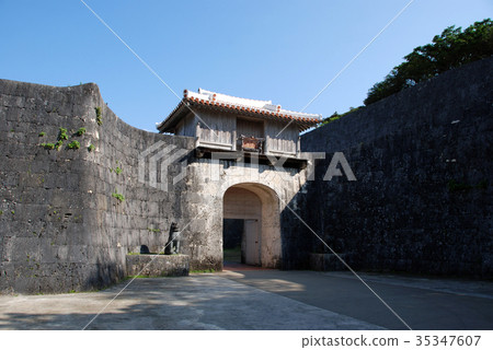 Shuri Castle Welcome Gate 35347607