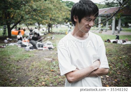 堅固的面孔男人 35348192