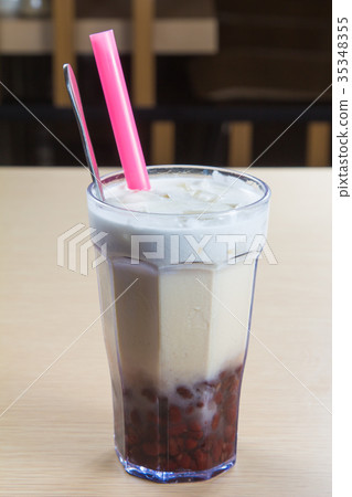drinks drinks 35348355