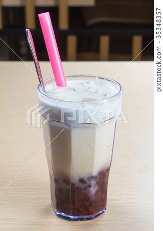 drinks drinks 35348357