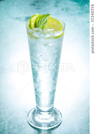 drinks drinks 35348359
