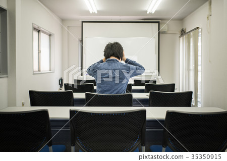 Troubled man in the office 35350915