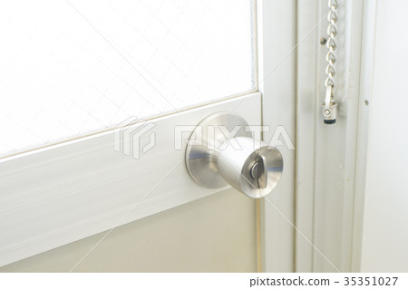 door knob  35351027
