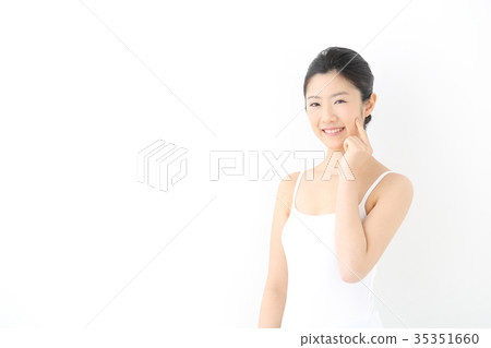 Beauty Image Young lady Beauty Image Young lady 35351660