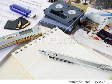 Evidence article coverage investigation note detective physical evidence 35352429