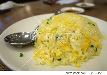 Fried Rice with eggs 35353545