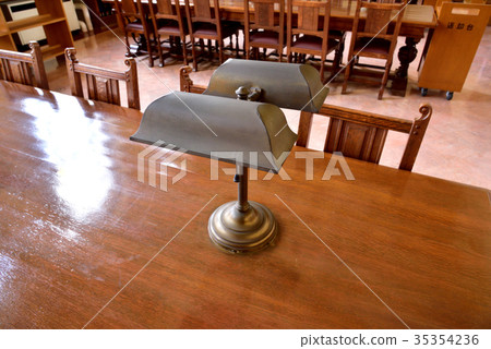 Kobe Jogakuin Okadayama Campus Library Retro Electric Stand Kobe Jogakuin Okadayama Campus Library Retro Electric Stand 35354236