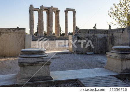 temple of zeus in athens 35356716