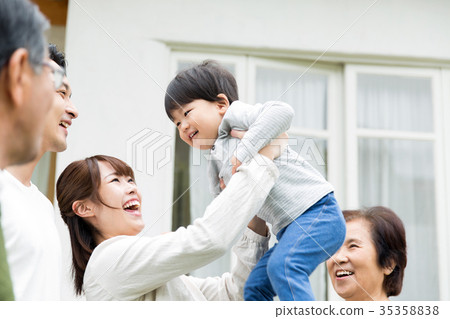 Family children high high 35358838