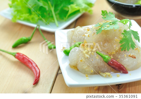 Tapioca Balls with Pork stuffed with various veget 35361091