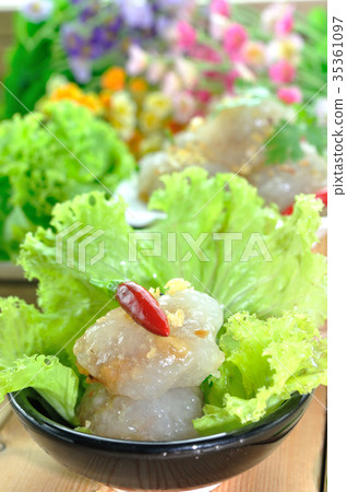 Tapioca Balls with Pork stuffed with various veget 35361097