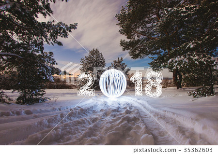 2018 New Year greeting card 35362603