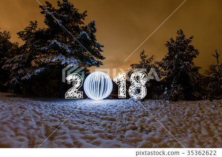 2018 New Year greeting card 35362622
